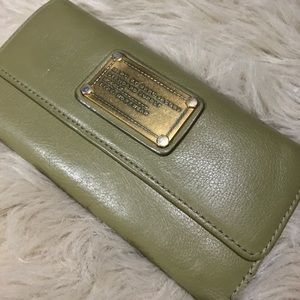Authentic Marc Jacobs Wallet
